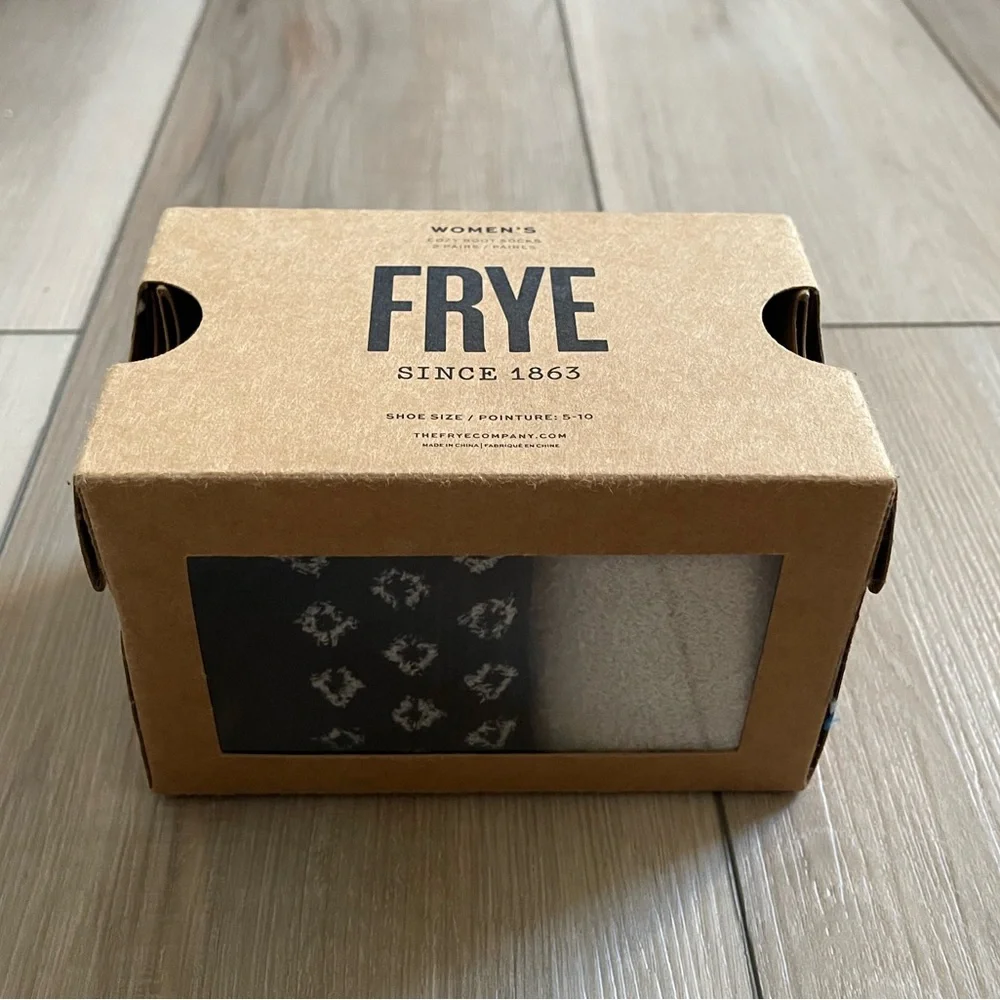 NIB Women's Frye 2 Pairs Cozy Boot Socks